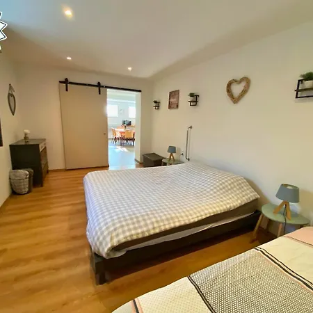 Domaine De La Tabatiere - 3 Authentiques Dont 1 Pmr